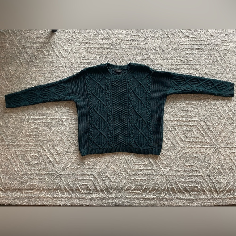 Dark green knitted cable jumper sweater